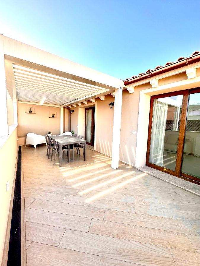 Waterfront Apartment Olbia Exteriér fotografie