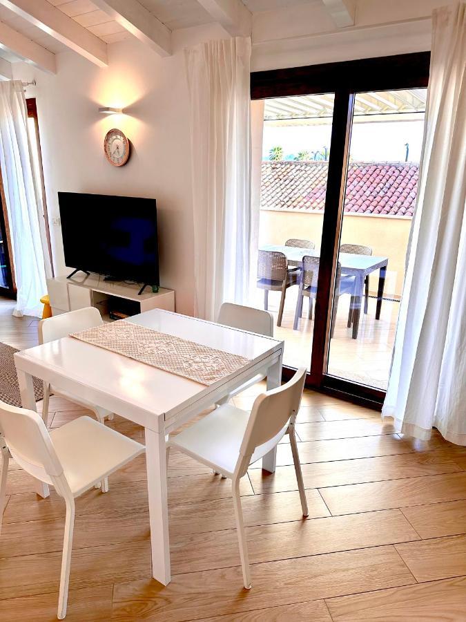 Waterfront Apartment Olbia Exteriér fotografie